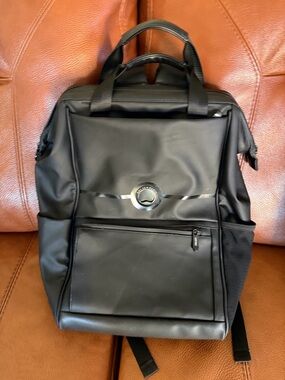 Delsey Paris Turenne soft travel backpack